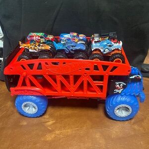 Hot Wheels Monster Truck Transporter - Red and Blue